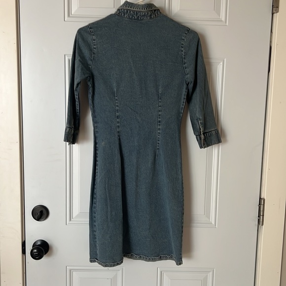 Dress - Picture 2 of 2